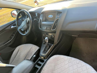 Ford Focus foto 2