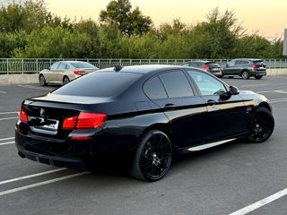 BMW 5 Series foto 5