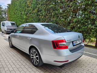 Skoda Octavia foto 3