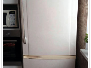 Элитный большой холодильник Рanasonic Тayvani ширина 78см купили за 22000 лей foto 6