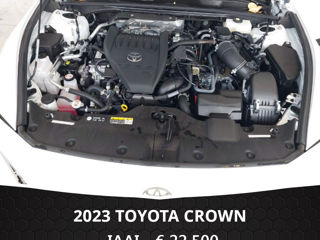 Toyota Crown foto 10