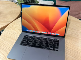 Vând MacBook Pro 2019 16 Inch foto 1
