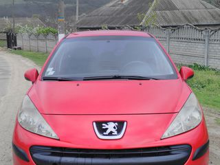 Peugeot 207 foto 4