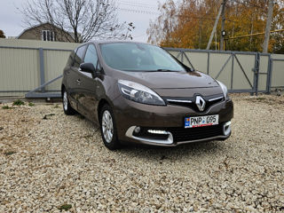 Renault Grand Scenic foto 3