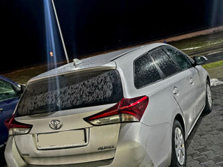 Toyota Auris foto 4