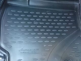 Toyota Auris 2013- 2019. Полиуретановые коврики с бортами. Covorase auto din poliuretan. foto 3