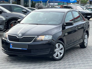 Skoda Rapid foto 1