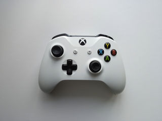 XboxOne S 1TB foto 5