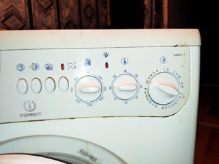 Indesit W84TX  б/у foto 2