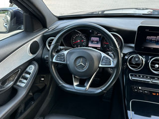 Mercedes C-Class foto 11