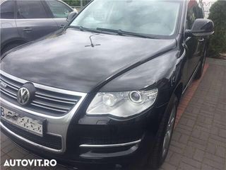 Volkswagen Touareg foto 1