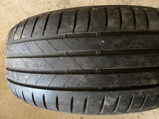 Anvelope Bridgestone 235/50r19 foto 4