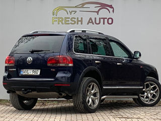 Volkswagen Touareg foto 4