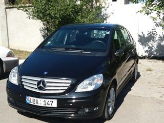 Mercedes B Class foto 1