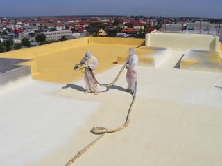 Servicii de izolare cu spuma poliuretanica a acoperisurilor mansardelor la cel mai bun pret! foto 7