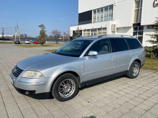 Volkswagen Passat foto 2