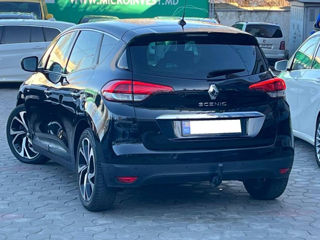 Renault Scenic foto 2