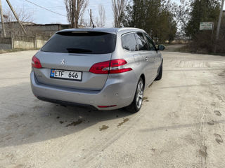 Peugeot 308 foto 9