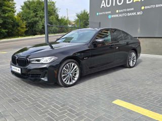 BMW 5 Series foto 4