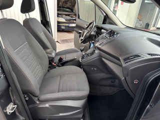 Ford Tourneo Connect foto 8