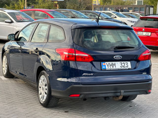 Ford Focus foto 6