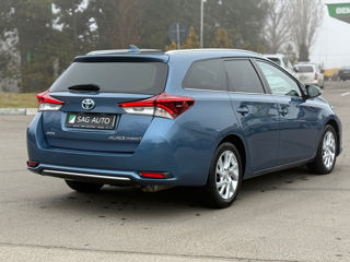 Toyota Auris foto 3