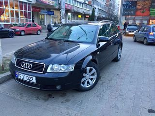 Audi A4 foto 2