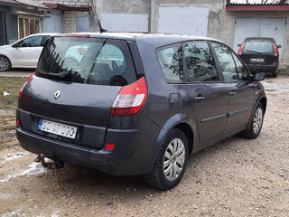 Renault Grand Scenic foto 4