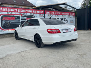 Mercedes E-Class фото 5
