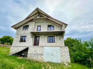 Spre vânzare casa de locuit in orașul Ialoveni,  str. Ion Creanga 26/1. foto 1