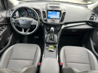 Ford Kuga foto 8