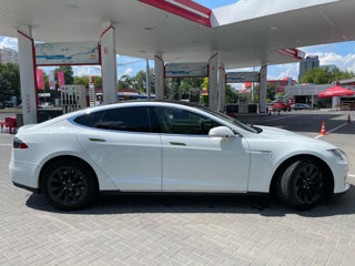 Tesla Model S foto 7