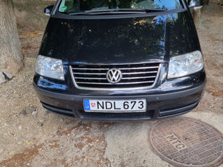 Volkswagen Sharan foto 2