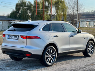 Jaguar F-PACE foto 4