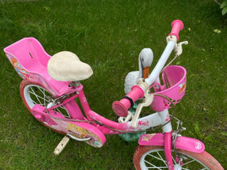 Bicicletă pentru fetițe