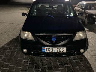 Dacia Logan foto 2