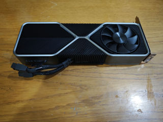 RTX 3080 Founders Edition foto 3