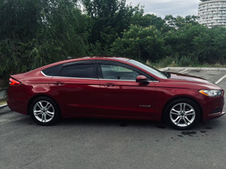 Ford Fusion foto 10