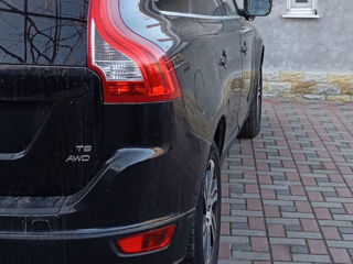 Volvo XC60 foto 3