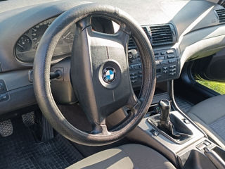 BMW 3 Series foto 7