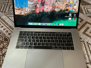 Macbook Pro 15" 2018 TouchBar