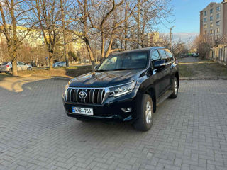 Toyota Land Cruiser Prado foto 3