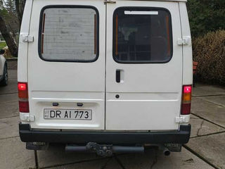 Ford Transit foto 6