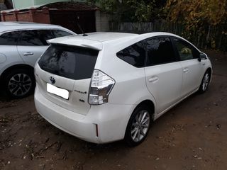 Toyota Prius + foto 7