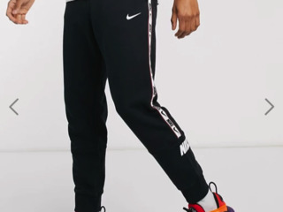 Nike joggers