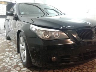 BMW 5 Series foto 7