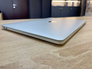 Apple MacBook Pro 13" 2017 Silver 8GB Ram 256GB SSD foto 5