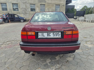 Volkswagen Vento foto 4