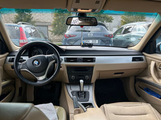 BMW 3 Series foto 7