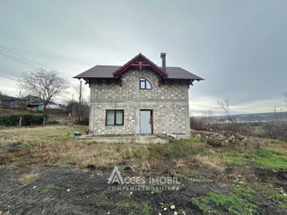 Vilă în 2 niveluri 144m2 + 7 ari! Ghidighici, IP Fântânilor, 3 camere + living.